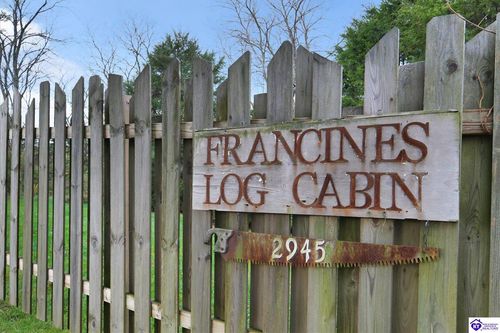 2945 N Greenbrier Rd, Madison, IN, 47250-7305 | Card Image