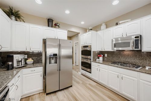 2381 Orangeburg Pl, Henderson, NV, 89044-4530 | Card Image