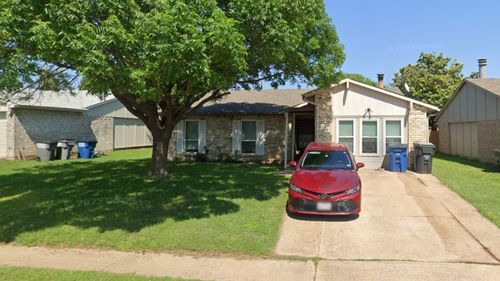 105 W Way Dr, Allen, TX, 75002-3103 | Card Image