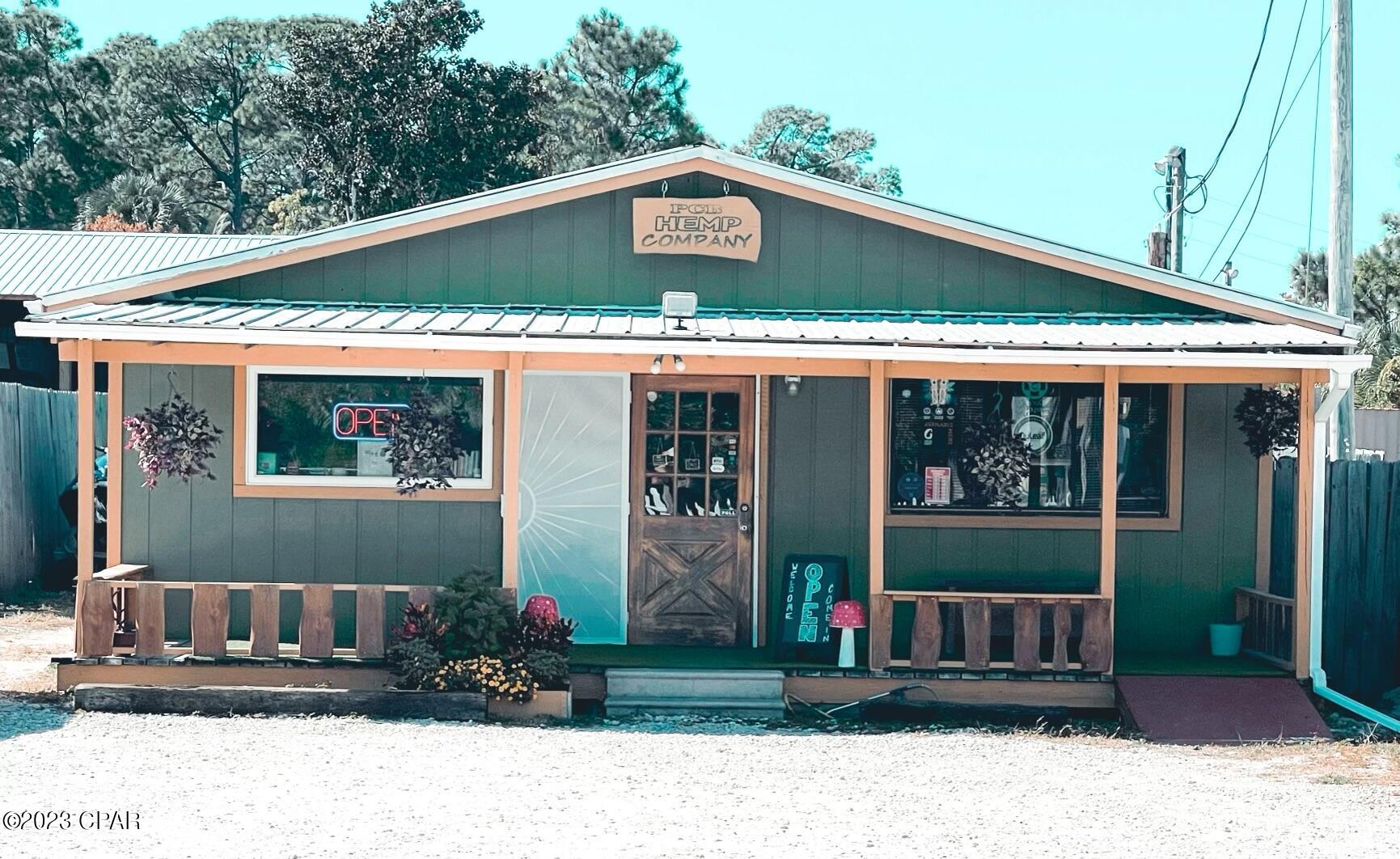 Joan Ave, Panama City, FL 32408