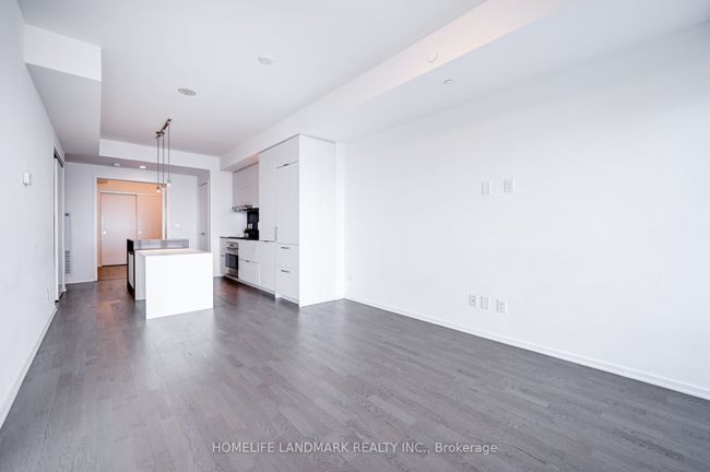 6108 - 1 Bloor St E, Condo with 2 bedrooms, 2 bathrooms and 1 parking in Toronto ON | Image 23