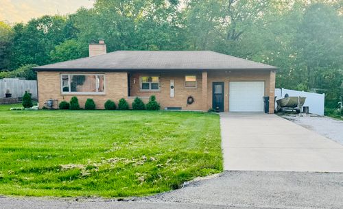 219 Twin Oaks Ct, East Peoria, IL, 61611-4647 | Card Image