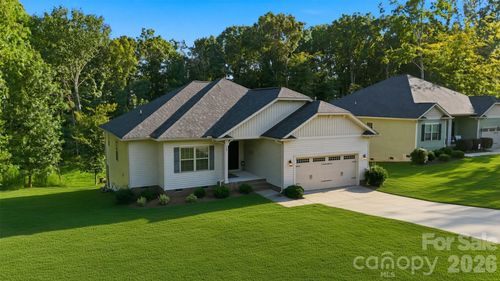 140 Wylie Trl, Statesville, NC, 28677-9806 | Card Image
