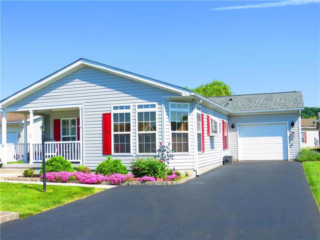 Mockingbird Ct, Bechtelsville, PA 19505