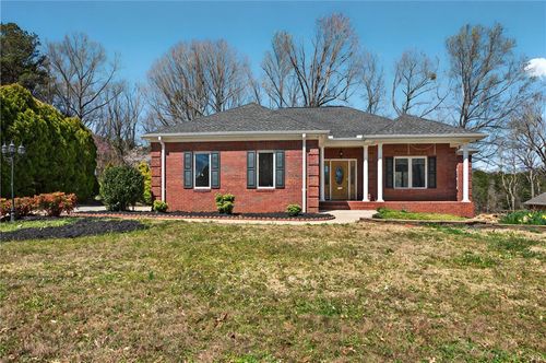 207 Amethyst Way, Seneca, SC, 29672-6851 | Card Image