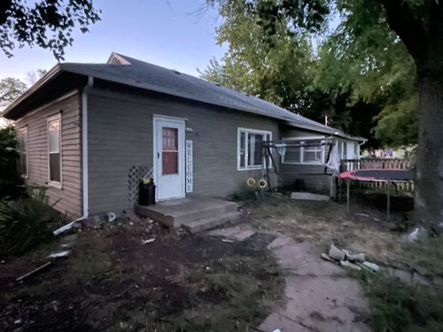 118 N Chestnut St, Douglass, KS, 67039-7800 | Card Image