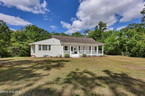 2002 Klein Rd, Wilmington, NC, 28405-2718 | Card Image