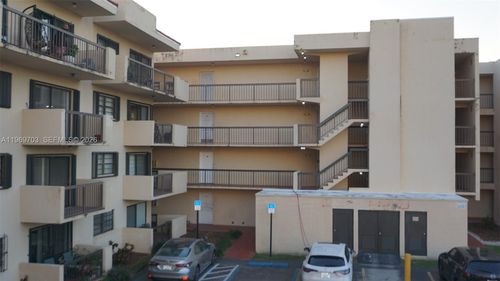 apt-218-995 Sw 84th Ave, Miami, FL, 33144-4174 | Card Image