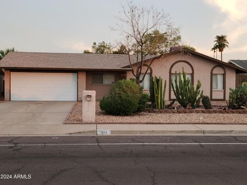 5117 W Acoma Dr, Glendale, AZ, 85306-4311 | Card Image