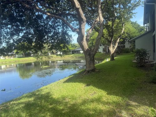 2998-3993 Carambola Cir N, Coconut Creek, FL, 33066-2451 | Card Image