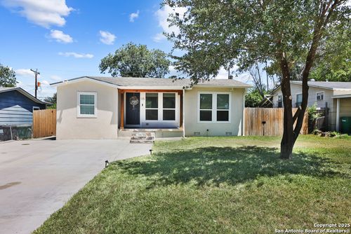 135 Saratoga Dr, San Antonio, TX, 78213-3544 | Card Image