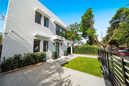 550 Nw 42nd St, Miami, FL, 33127-2842 | Card Image