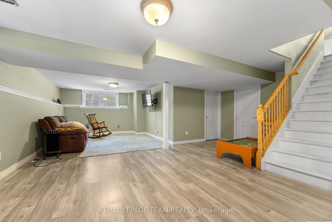559 Mclachlan Rd, House other with 4 bedrooms, 2 bathrooms and 6 parking in White Lake ON | Image 24