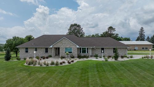 2068 Millersburg Blvd W, Dundas, MN, 55019-4024 | Card Image