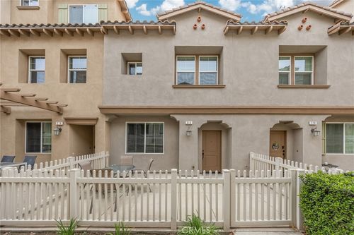 316 N Calvados Ave, Azusa, CA, 91702-3904 | Card Image