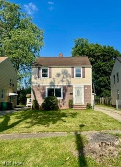 5357 Beechwood Ave, Maple Heights, OH, 44137-2205 | Card Image