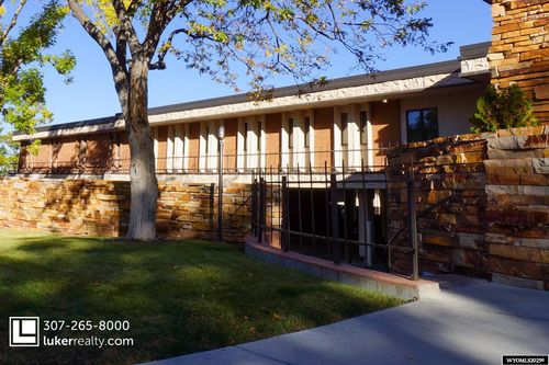 940 E 3rd St, CASPER, WY, 82601-3237 | Card Image