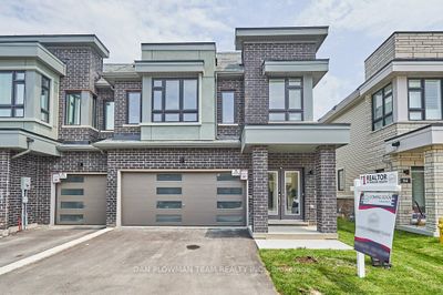 90 Caspian Sq, Home with 4 bedrooms, 3 bathrooms and 4 parking in Bowmanville ON | Image 1