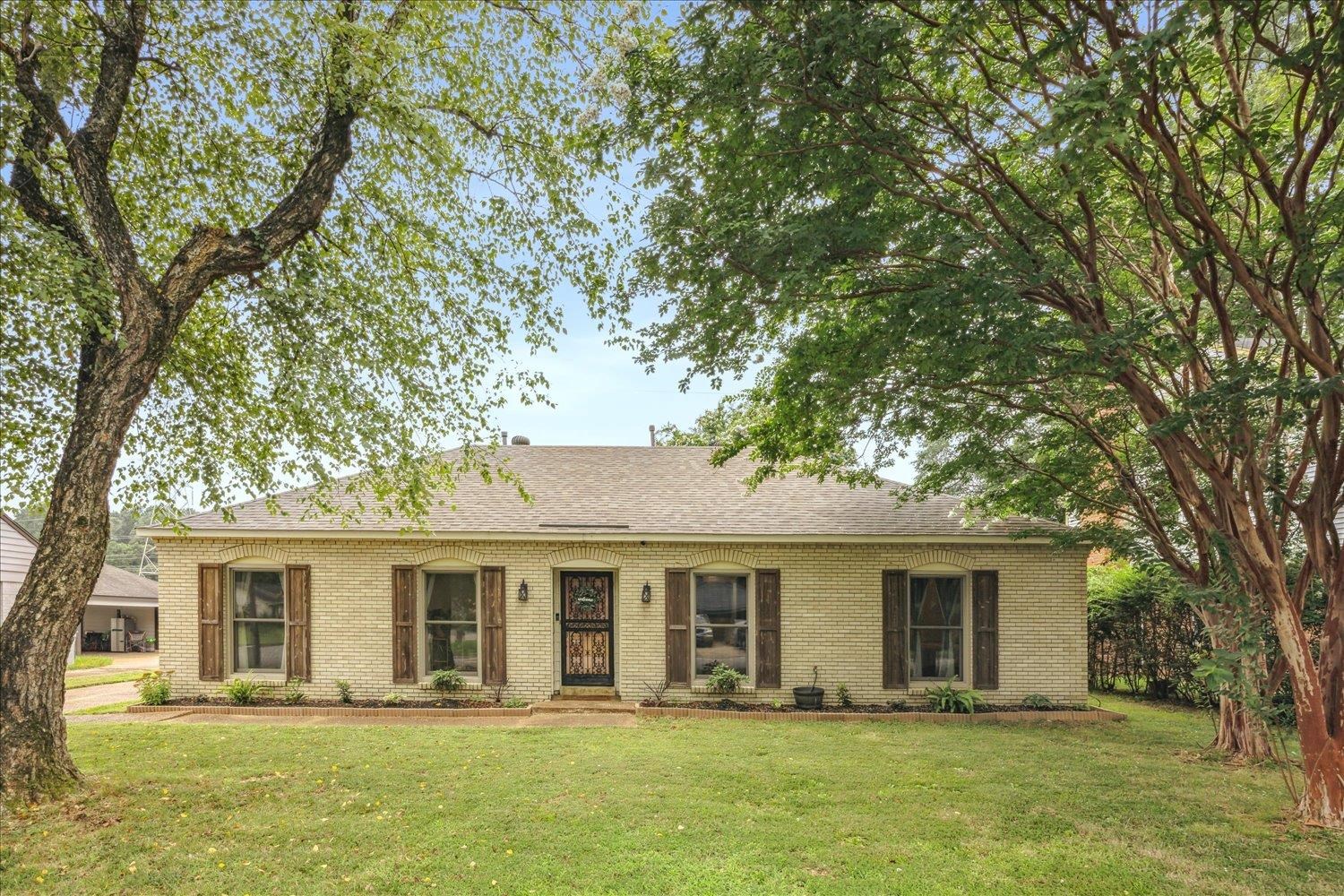 Lynnfield Rd, Memphis, TN 38119