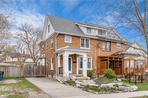 282 Park St, Kitchener, ON, N2G1N1 | Card Image
