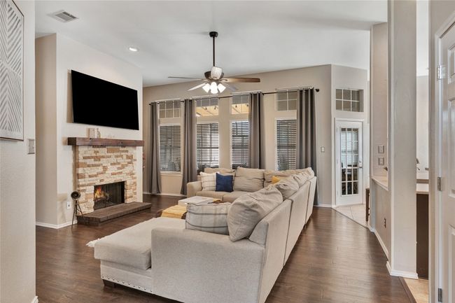 2700 Rochelle Dr, House other with 4 bedrooms, 2 bathrooms and null parking in Mckinney TX | Image 7
