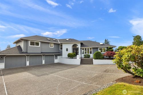 1229 Crownmill Ave, Mukilteo, WA, 98275-2210 | Card Image