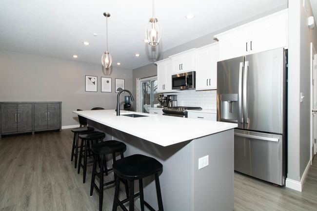 300 Raef Rd, House other with 3 bedrooms, 3 bathrooms and 3 parking in Downs IL | Image 9