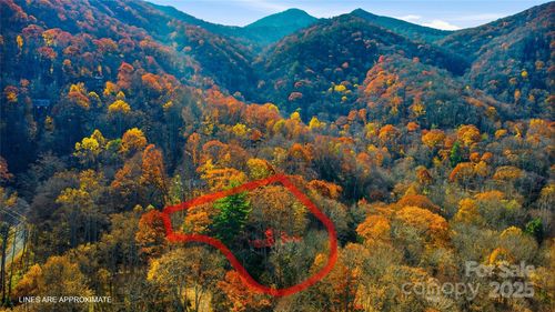 1373 Dogwood Dr, Maggie Valley, NC, 28751-8405 | Card Image