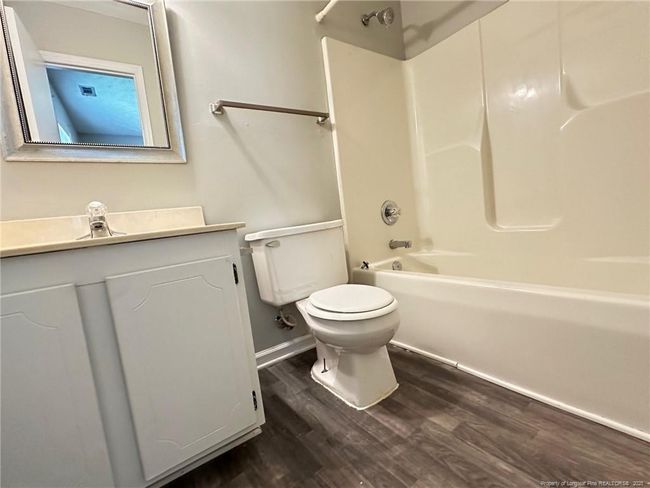 Bathroom One | Image 14