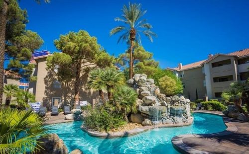 1060-4200 S Valley View Blvd, Las Vegas, NV, 89103-4029 | Card Image