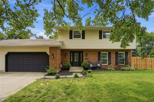 2418 Fox Run Rd, Dayton, OH, 45459-3514 | Card Image