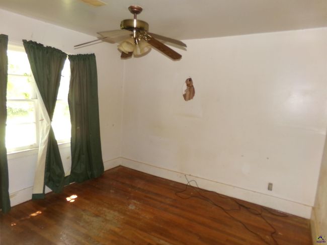 9533 Us Highway 80 W, House other with 3 bedrooms, 1 bathrooms and null parking in Culloden GA | Image 15