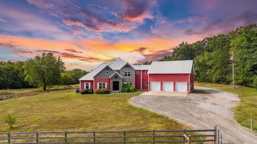 1431 Red Hill Rd, Mount Vernon, AR, 72111-9072 | Card Image