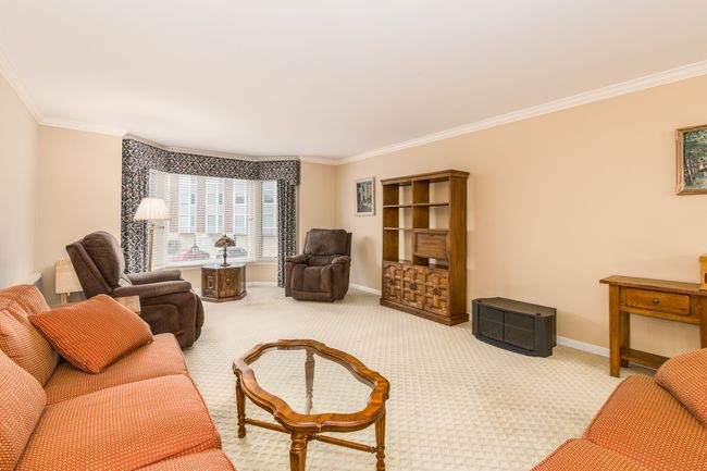 APT-1H - 400 Ascot Dr, Condo with 2 bedrooms, 2 bathrooms and 1 parking in Park Ridge IL | Image 8