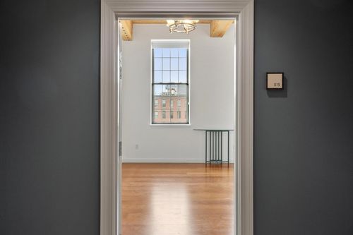 515-52 Lawrence Dr, Lowell, MA, 01854-3657 | Card Image