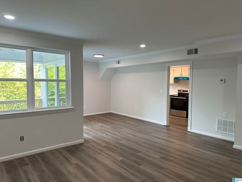 apt-d-1944 Shades Cliff Ter, Vestavia Hills, AL, 35216-1136 | Card Image