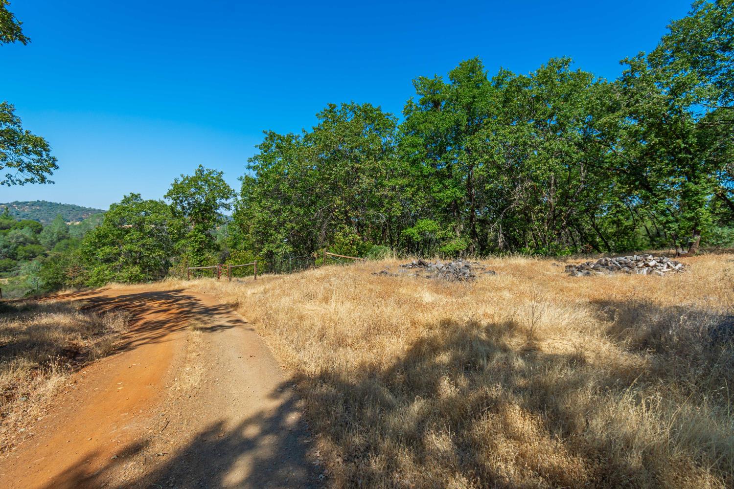Land in Grass Valley 5