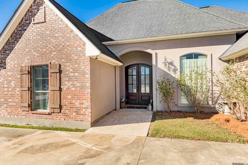 29921 Bram St, Livingston, LA, 70754-2342 | Card Image