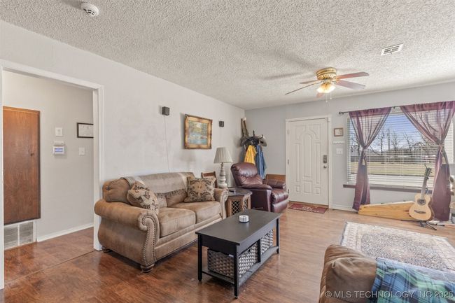 4410 W Okmulgee St, House other with 2 bedrooms, 1 bathrooms and null parking in Muskogee OK | Image 8