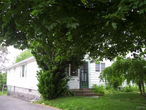 111 Wilmore Pl, Syracuse, NY, 13208-2451 | Card Image