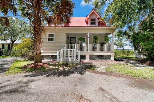 1 Broad River Rd, Ridgeland, SC, 29936-4995 | Card Image