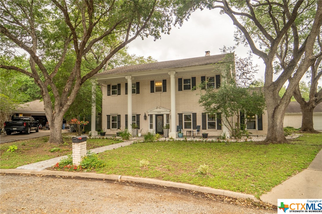 Pasadena Dr, Victoria, TX 77904