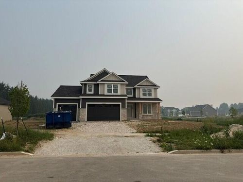 N75 W24728 Lauren Dr, Sussex, WI, 53089-5602 | Card Image