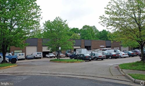 8-7901 Hill Park Ct, LORTON, VA, 22079-1017 | Card Image