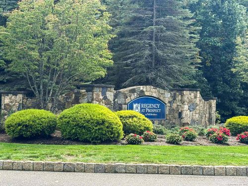 11-11 Tamarack Ct, Prospect, CT, 06712-6413 | Card Image