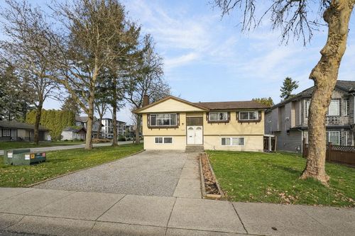 12959 Carluke Cres, Surrey, BC, V3V6R5 | Card Image