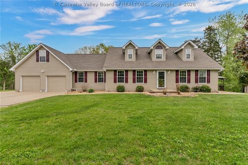 3989 Iva Durst Rd, Leon, WV, 25123-5536 | Card Image