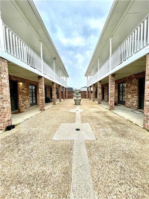 abcd-58 Carriage Ln, Destrehan, LA, 70047-3170 | Card Image
