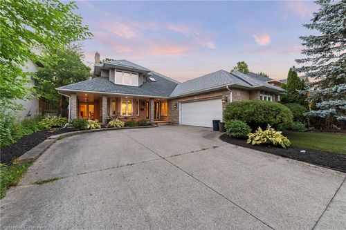 117 Miller Dr, Ancaster, ON, L9G4W2 | Card Image