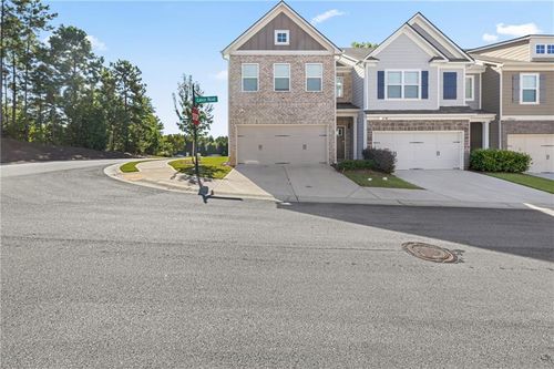7753 Lance Rd, Fairburn, GA, 30213-1121 | Card Image